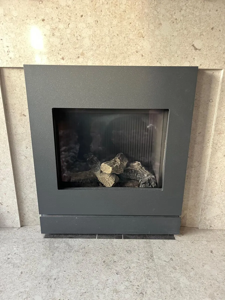 Gas fire - Image 1