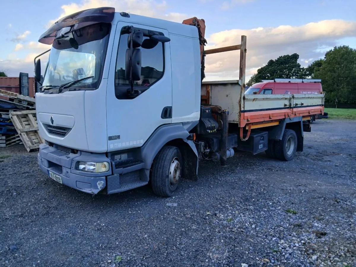 12 Ton Tipper with Hi-Ab - Image 2