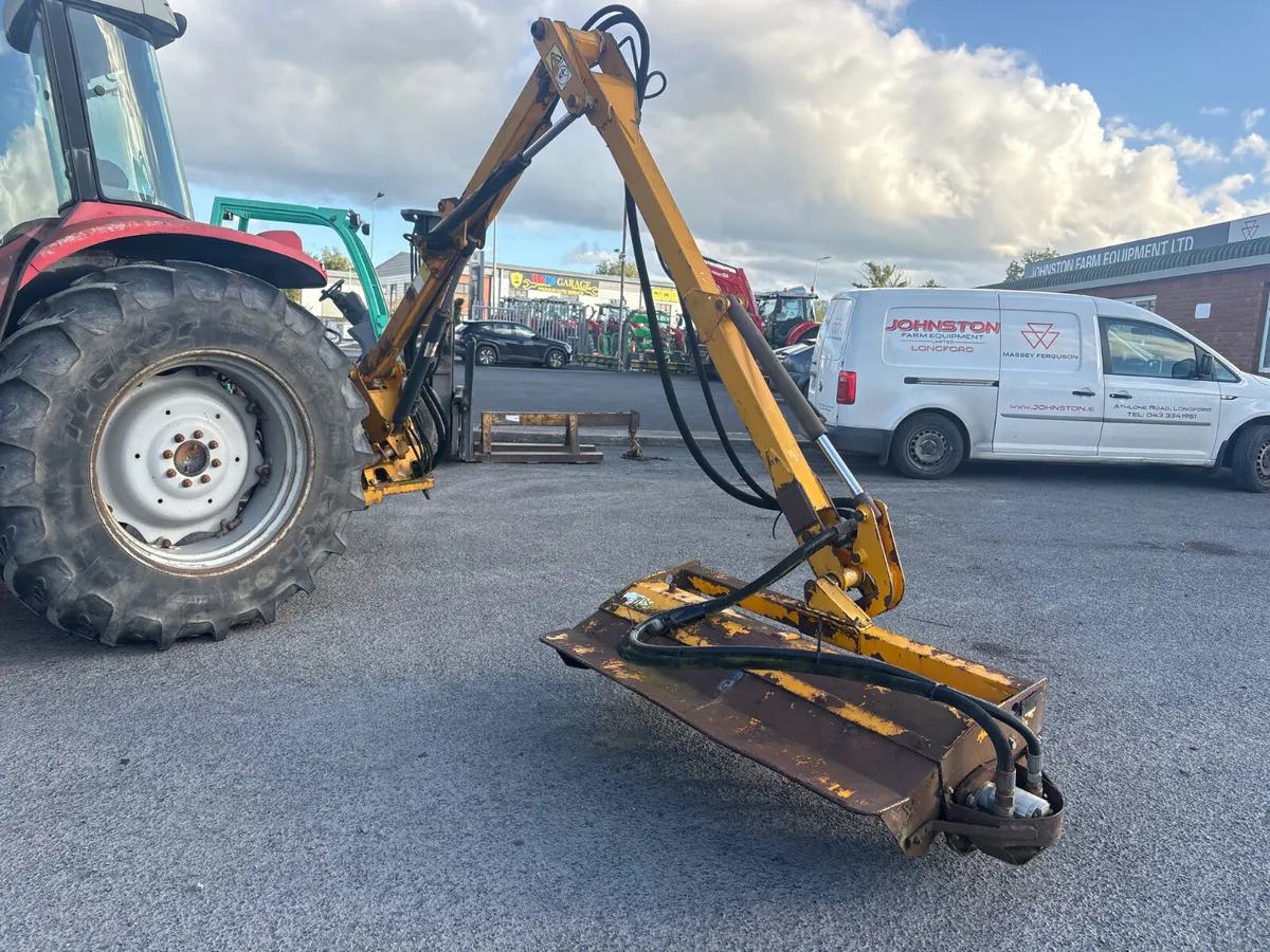 Bomford 5.7m Hedgecutter - Image 2