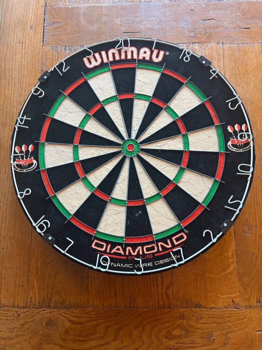 Darts Board - Image 1