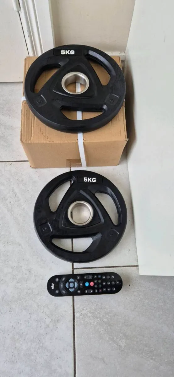 Brand new 2x20kilo olympic weight plates - Image 1