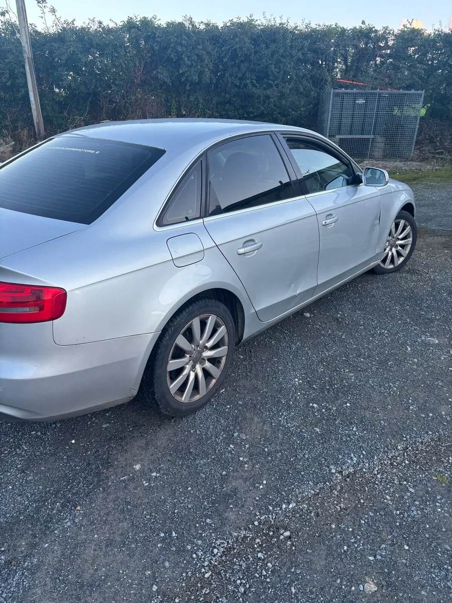 Audi A4 2012 , parts / scrap - Image 3