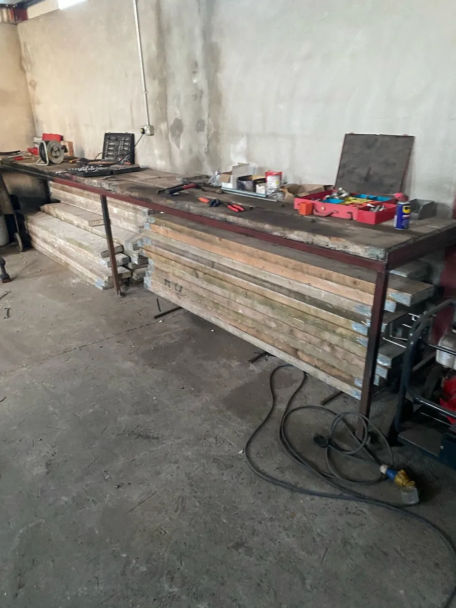 Scaffolding planks - Image 1