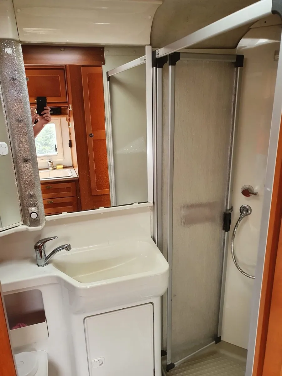 Hymer Motorhome - Image 3