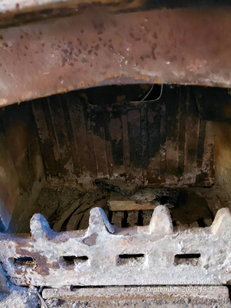 Stove and chimney - Image 2