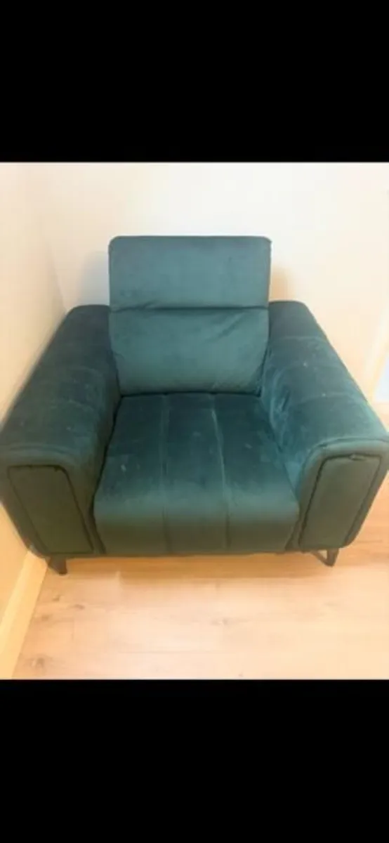 Sofas and armchair - Image 3