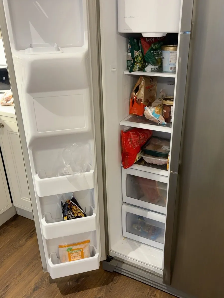 Samsung American Style Fridge freezer - Image 2