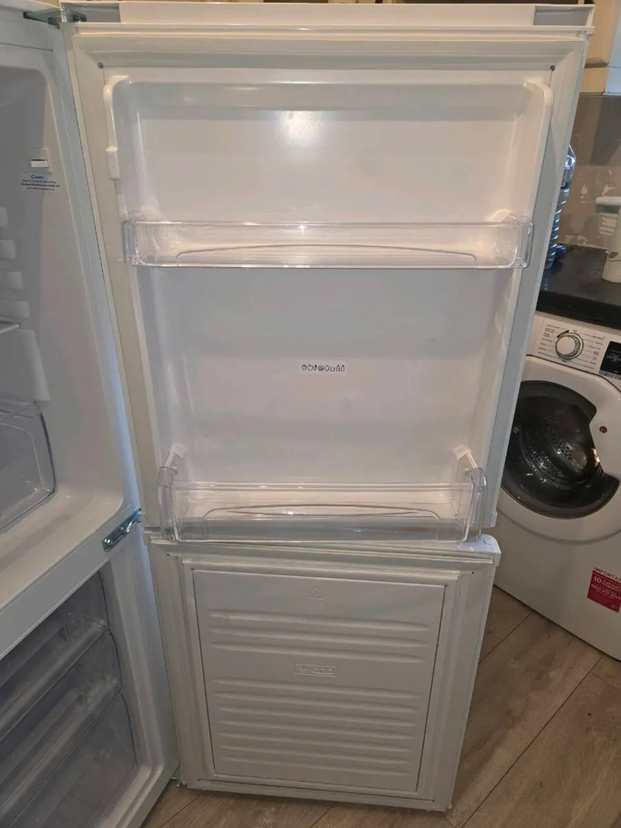 Candy

Candy 136.5cm Fridge Freezer - White - Image 2