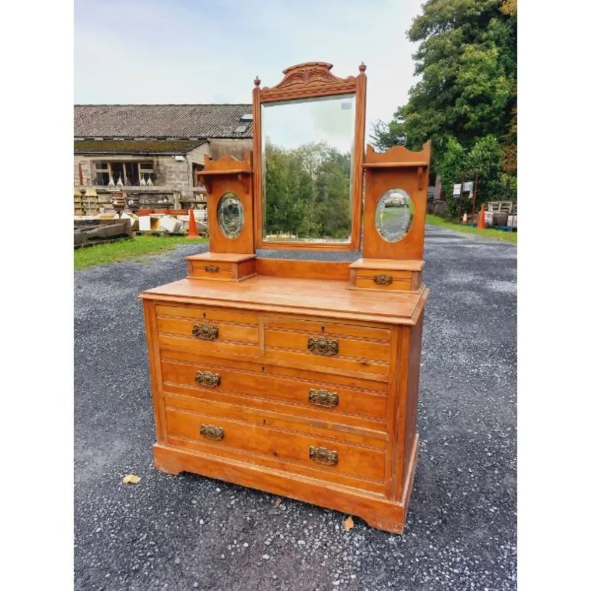 Dresser – KAS136 - Image 1