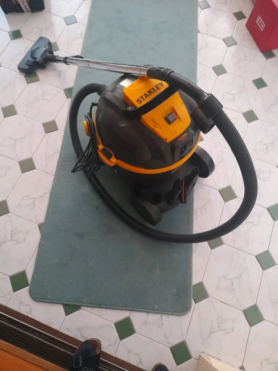 Hoover - Image 2
