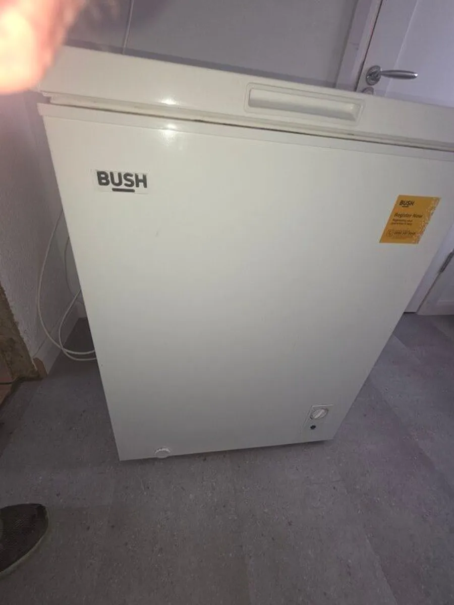 small chest freezer - Image 2