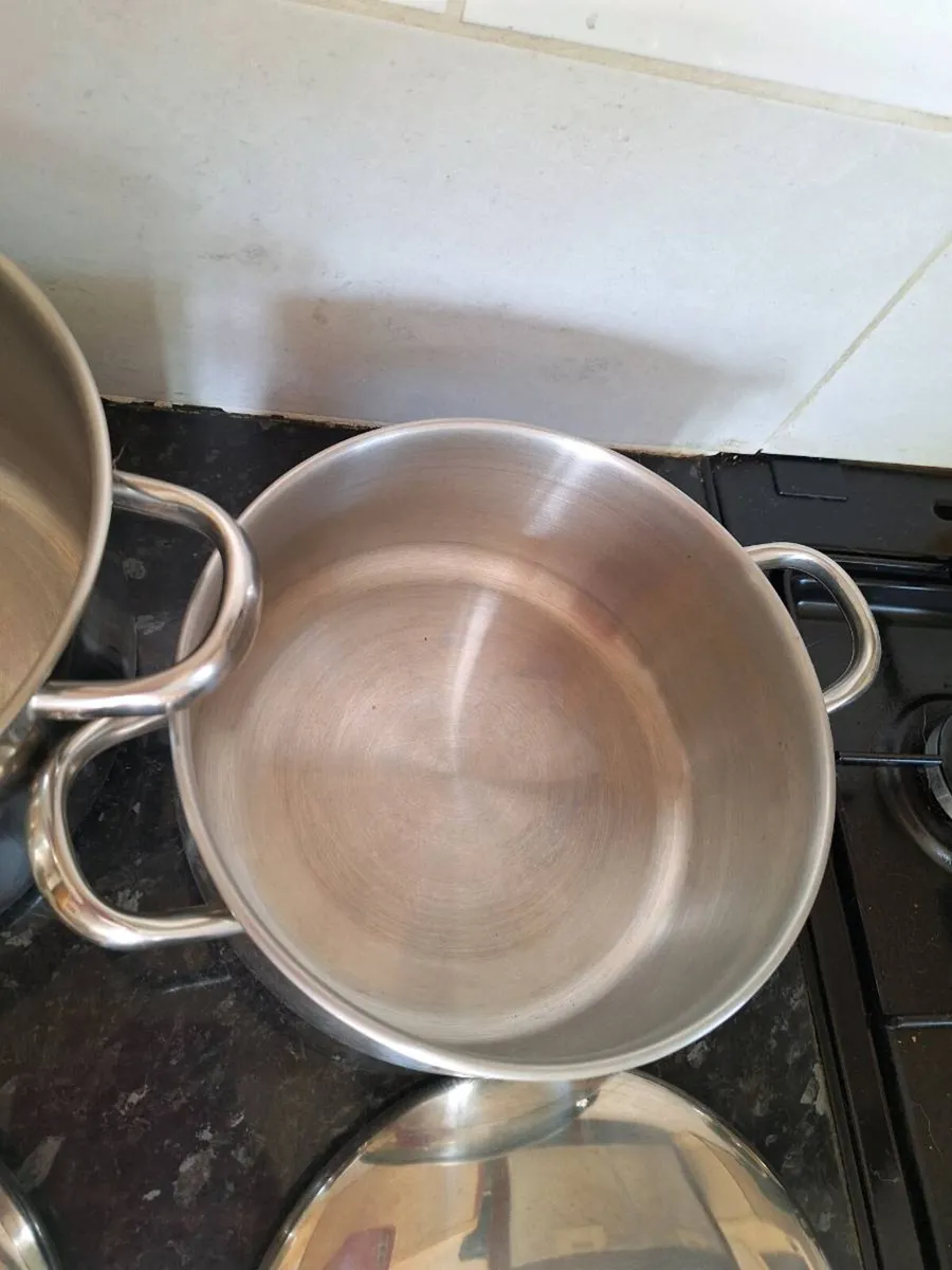 Two large Gourmet Pride pots - Image 2