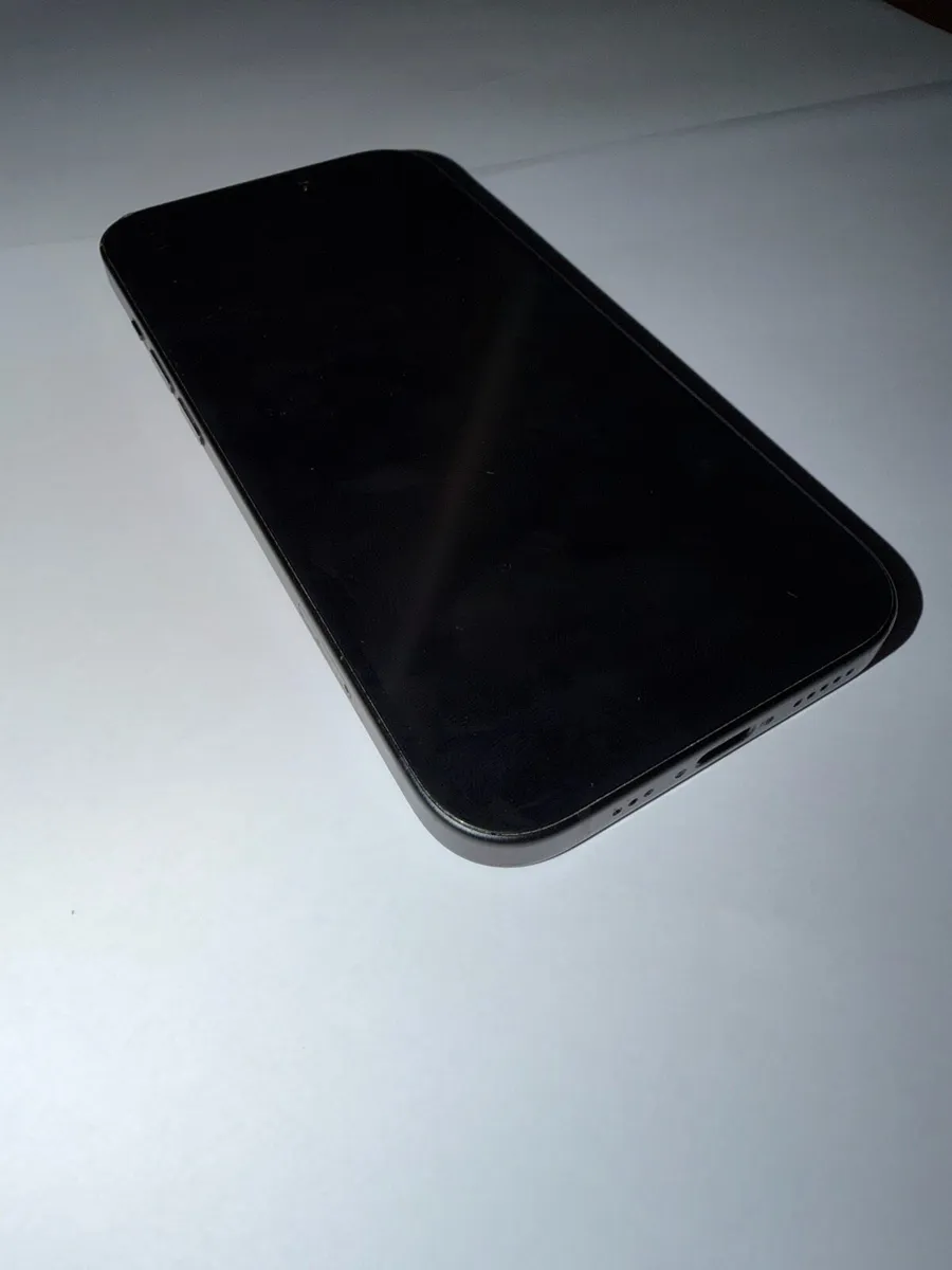 iPhone 15 128gb - Image 4