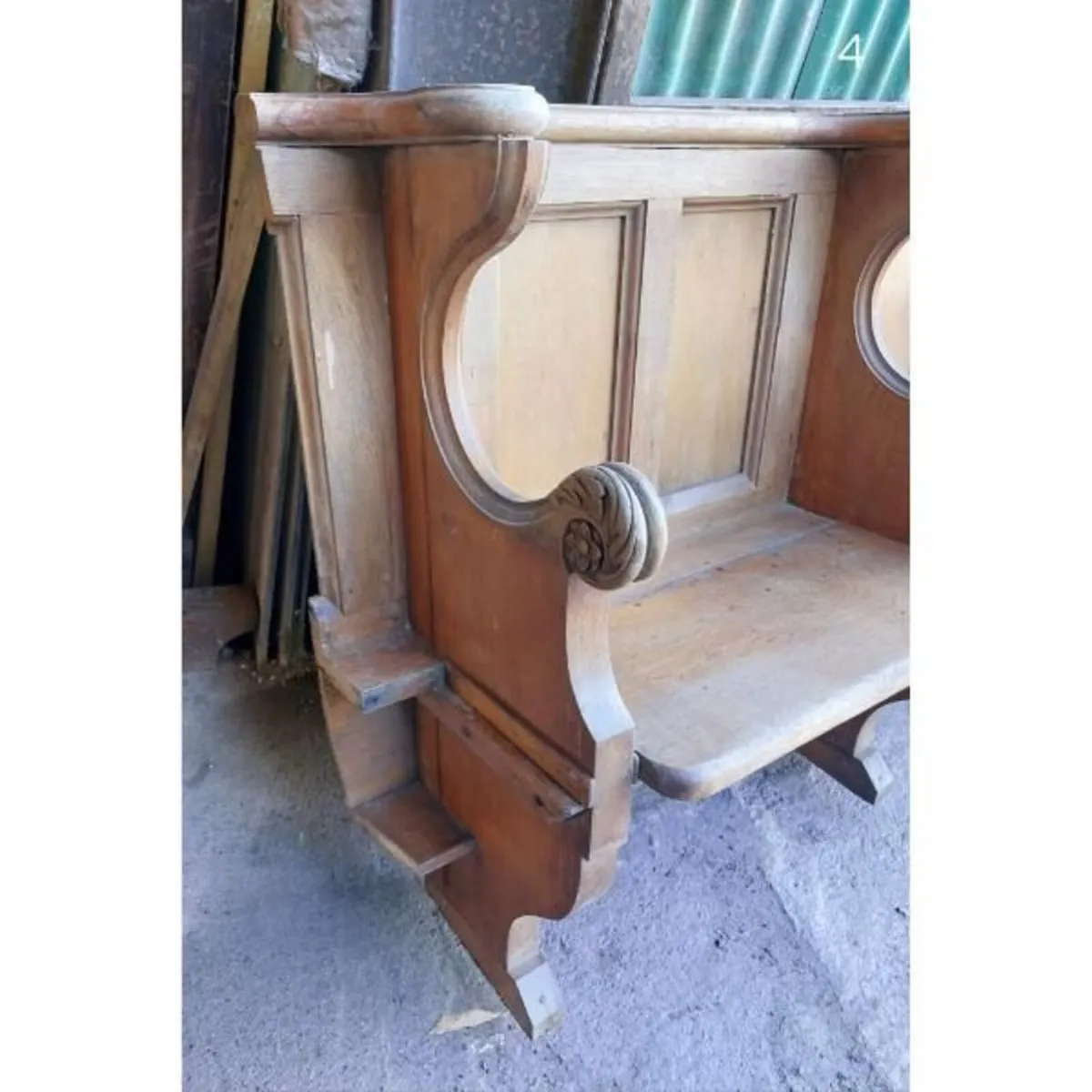 Four Seater Oak Pew – Folding Seats – 4 – KAS449 - Image 3