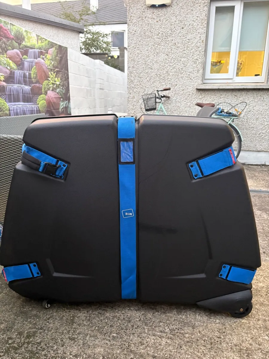 Bike Box - B&W - Image 2