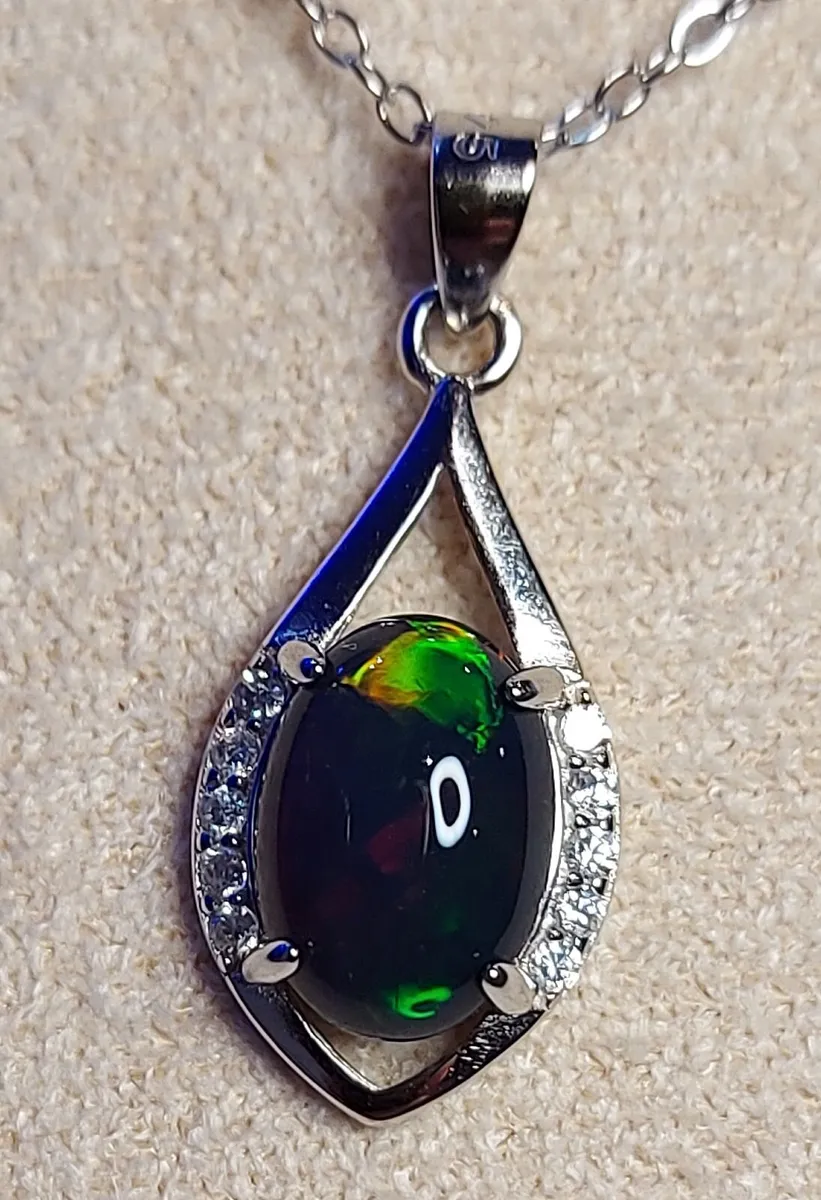 Black Opal 1ct S925 Rhodium plated Necklace - Image 2