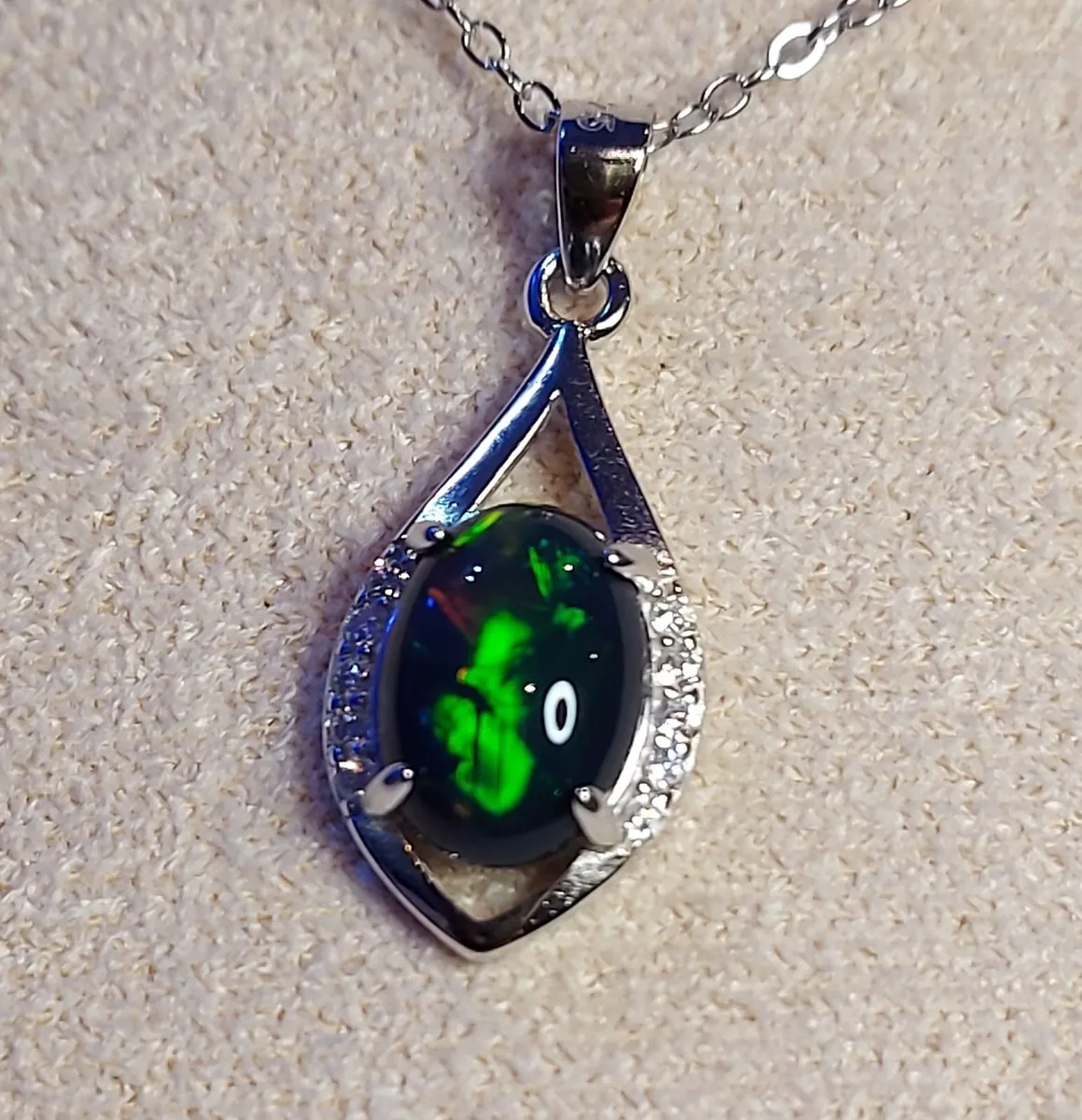 Black Opal 1ct S925 Rhodium plated Necklace - Image 3