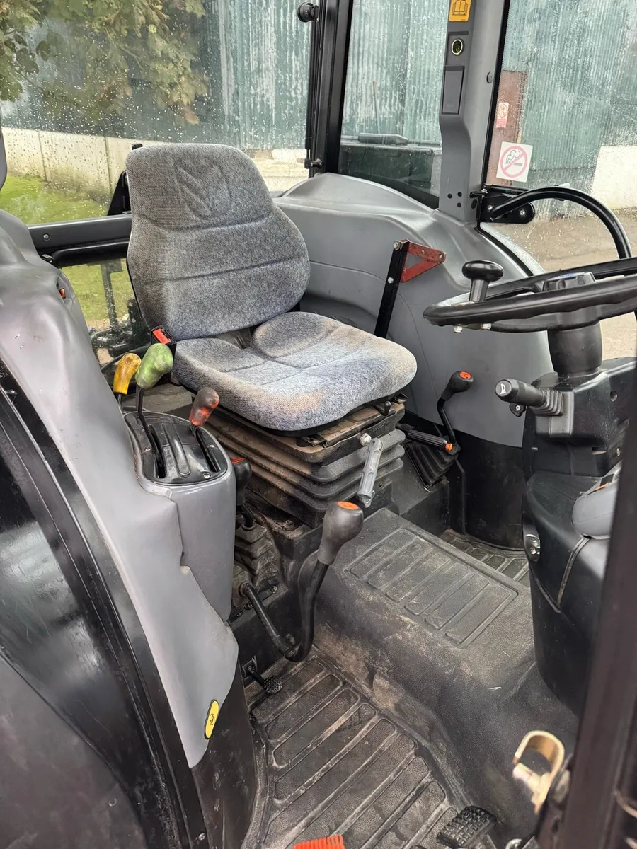 New Holland Compact Tractor - Image 2