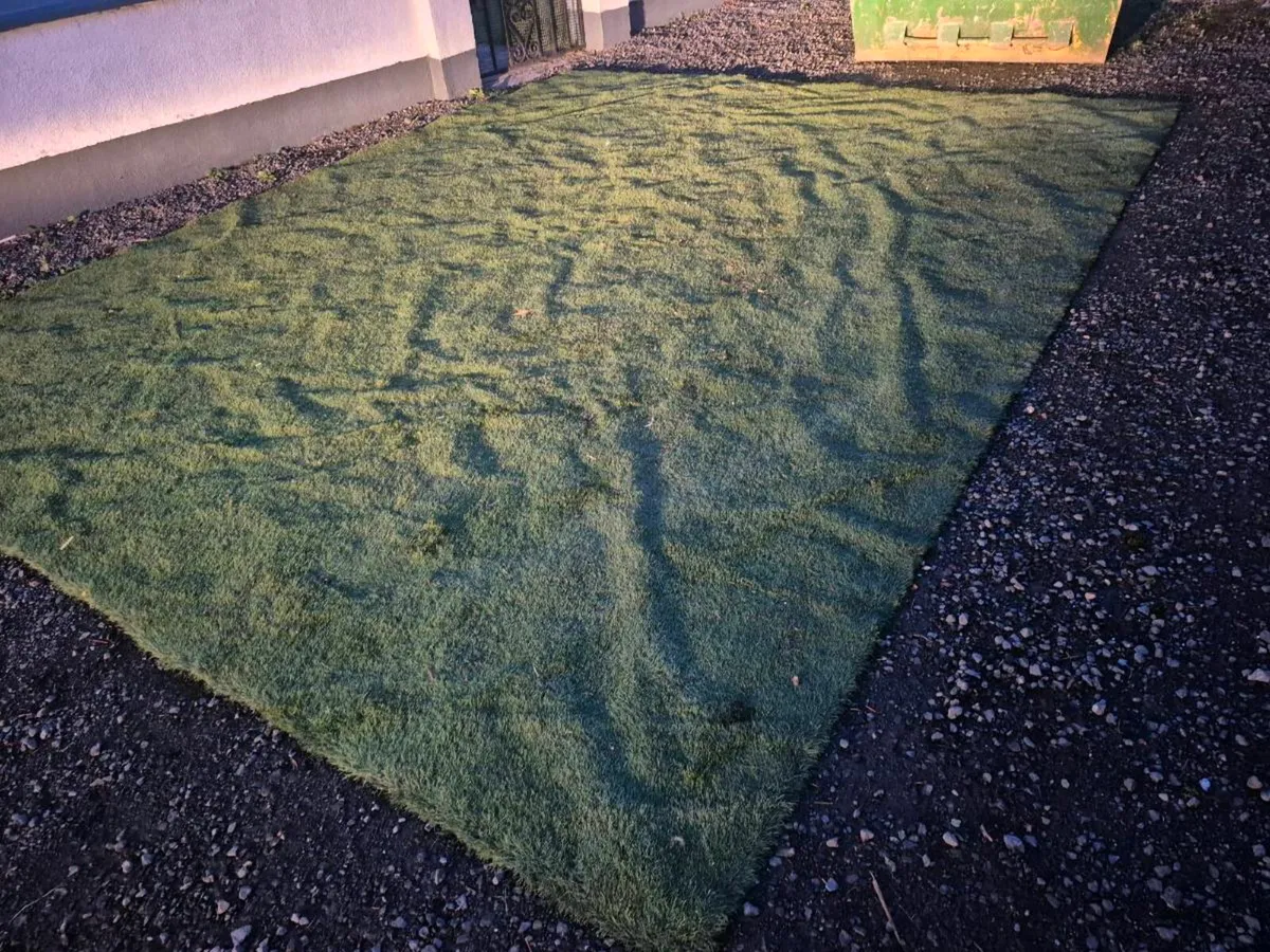 artificial grass - Image 2