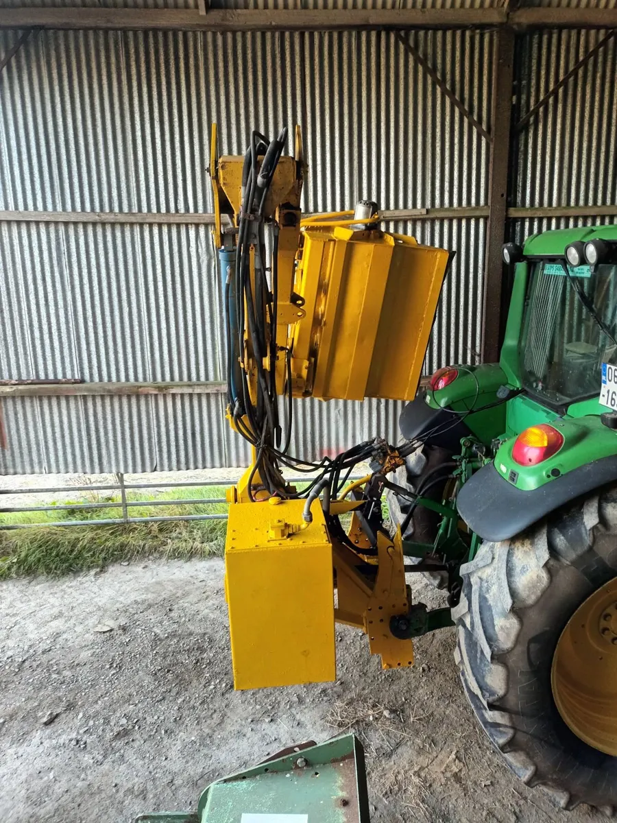 Bomford  Super trim 470 hedge cutter - Image 2