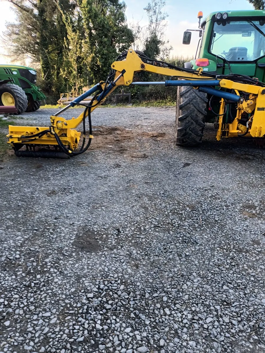 Bomford  Super trim 470 hedge cutter - Image 4