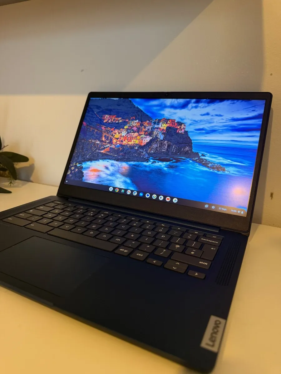Lenovo IdeaPad Slim 3 Chromebook 14” – Blue - Image 4