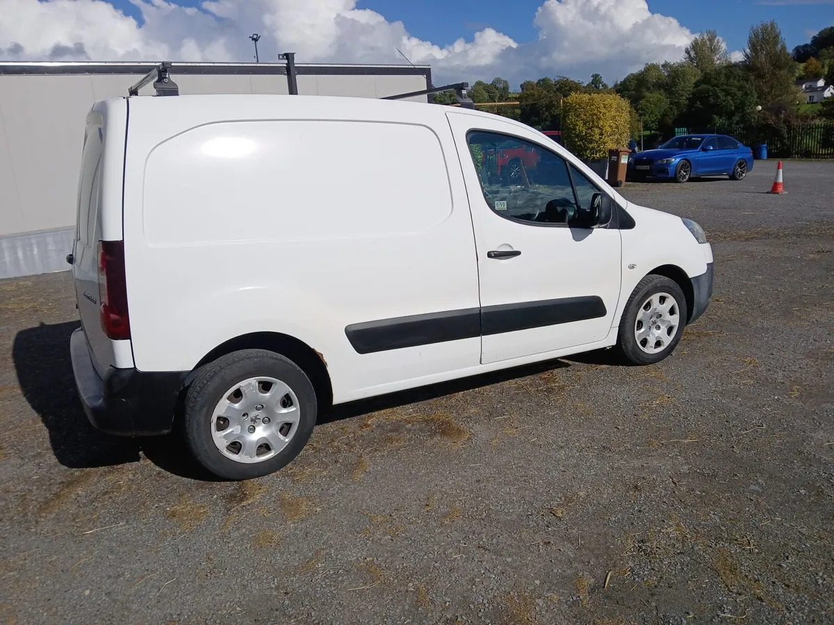 Peugeot Partner - Image 1