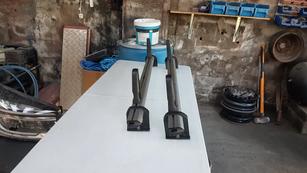 ROOF BARS NEW - Image 3