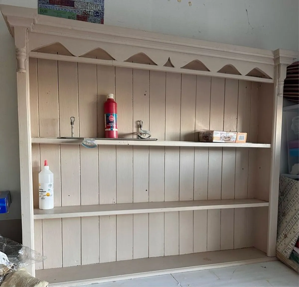 Dresser display unit - Image 1