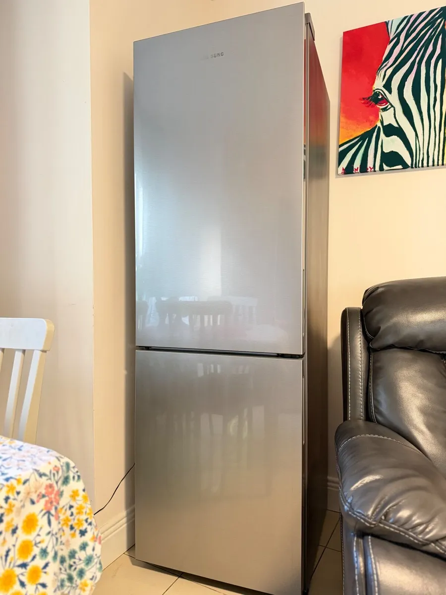 Fridge SAMSUNG - Image 1