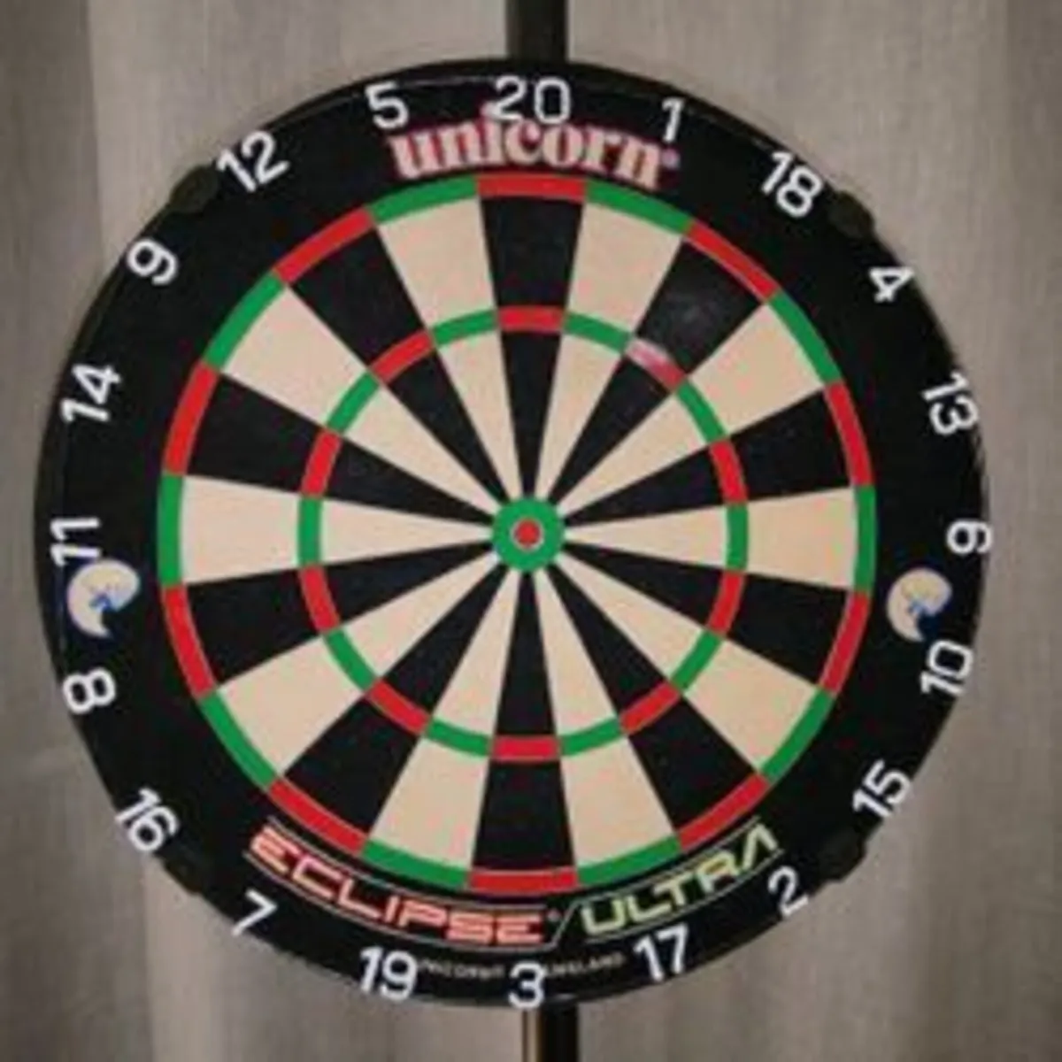 Free Standing Dart Board - Image 1