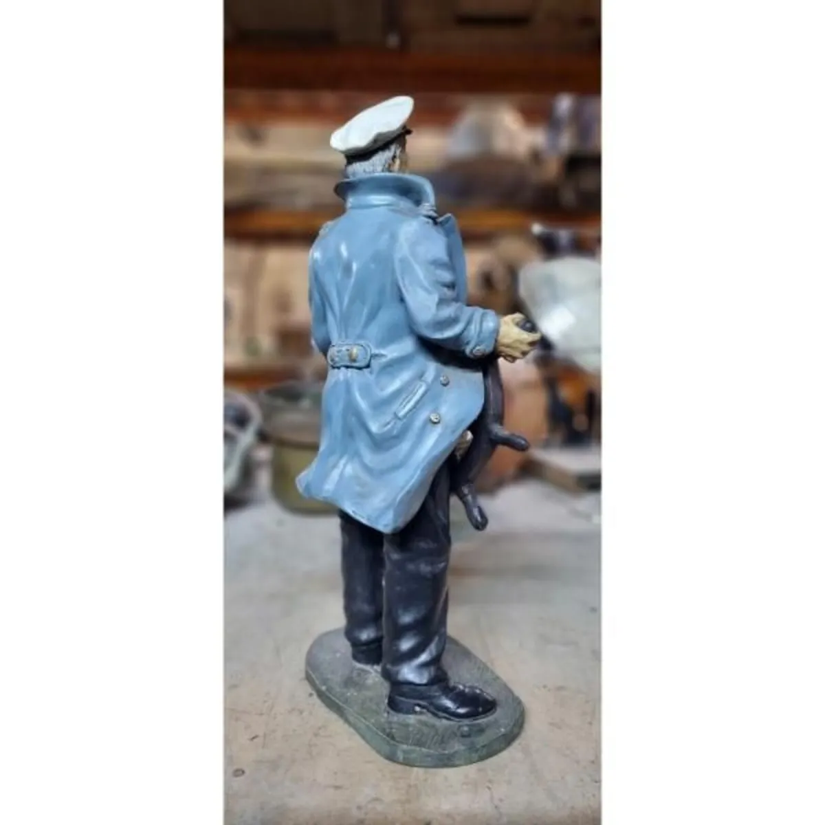 Sea Captain Resin Statue KAS1380 - Image 3