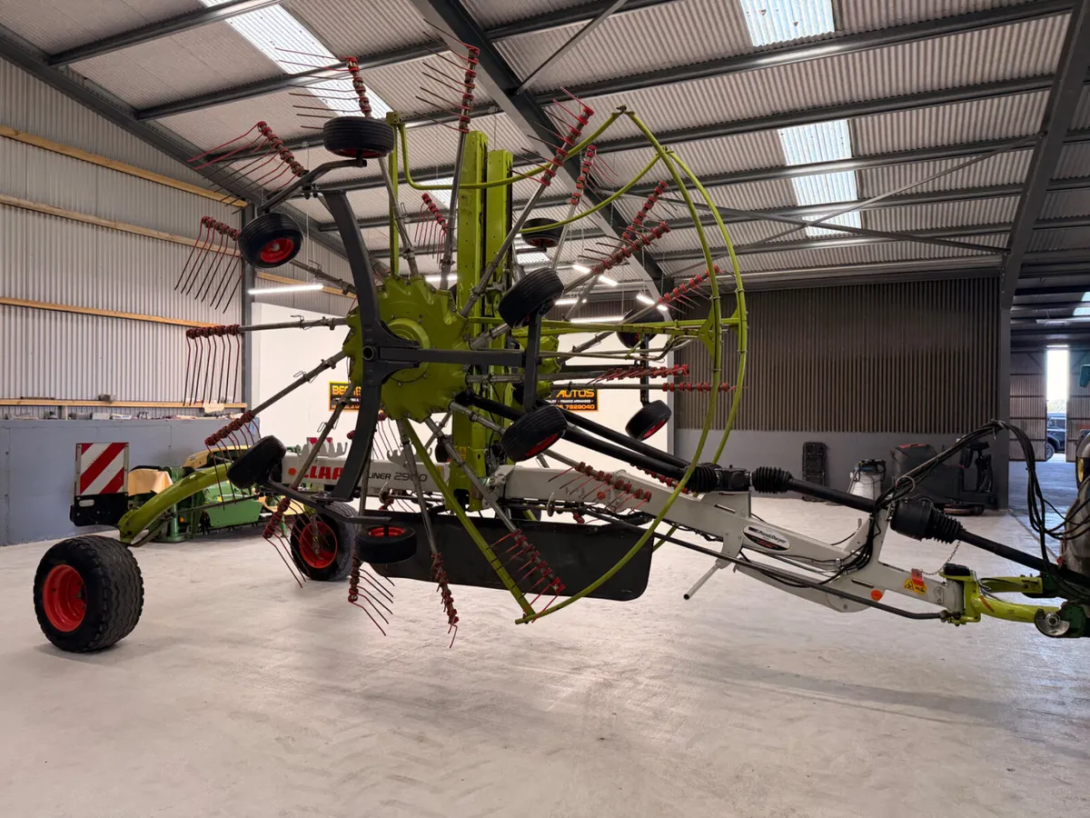 2019 Claas 2900 - Image 2