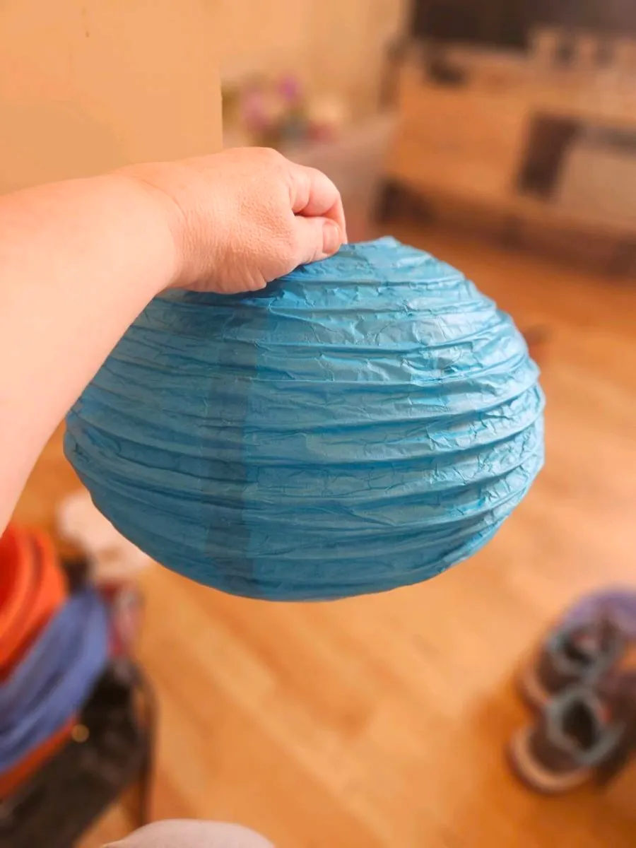 Bundle of Paper Lanterns - Image 1