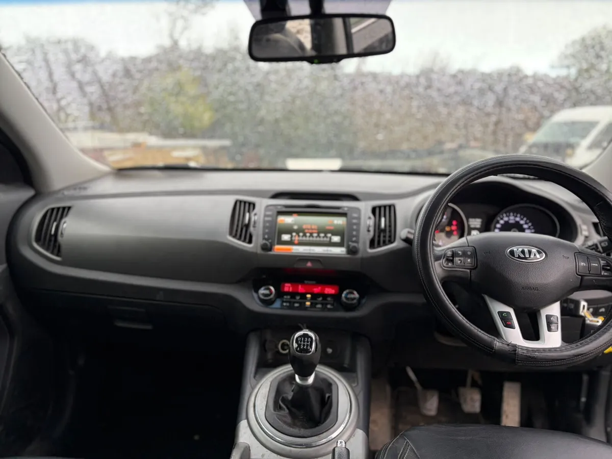 2015 Kia sportage - Image 4