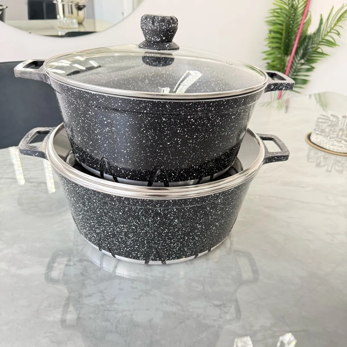 Two Pots for cooking - Image 1