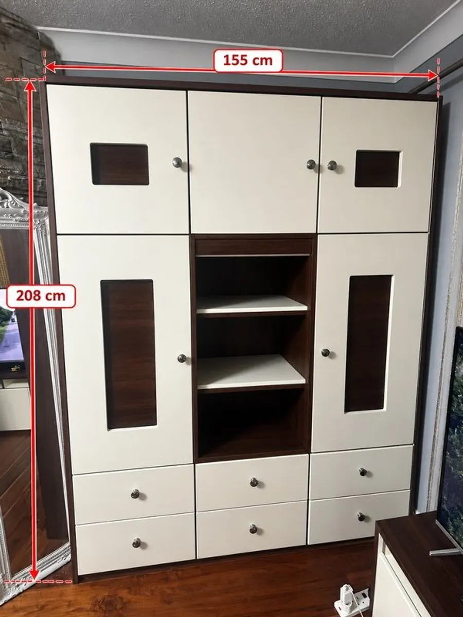 wardrobe with draw - Image 1