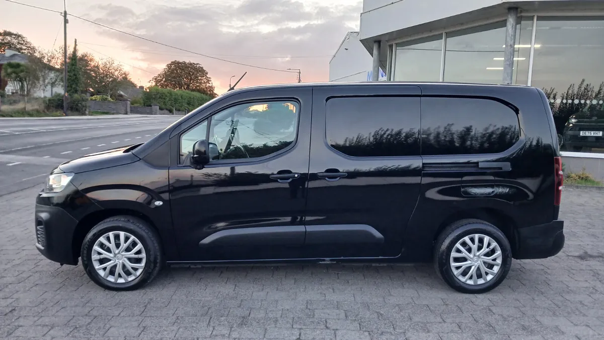 2022 BERLINGO LWB ENTERPRISE 100BHP, V TIDY - Image 3