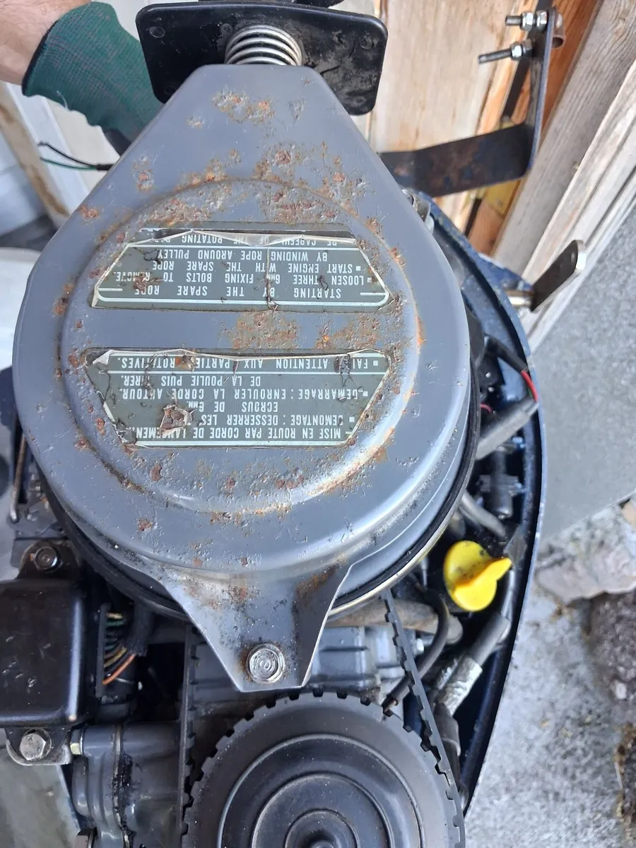 Boat Engine - Image 1