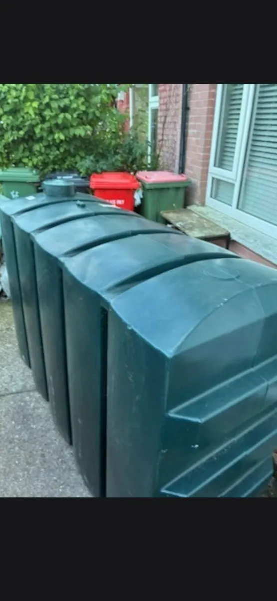 Oil tank - Image 2