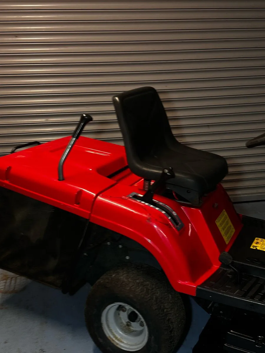 Apache Turbo Cut Ride On Mower - Image 4