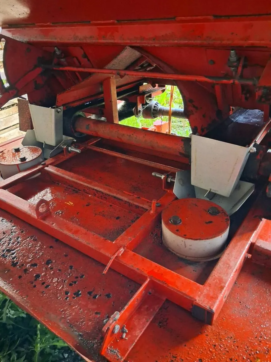 Lime spreader - Image 3
