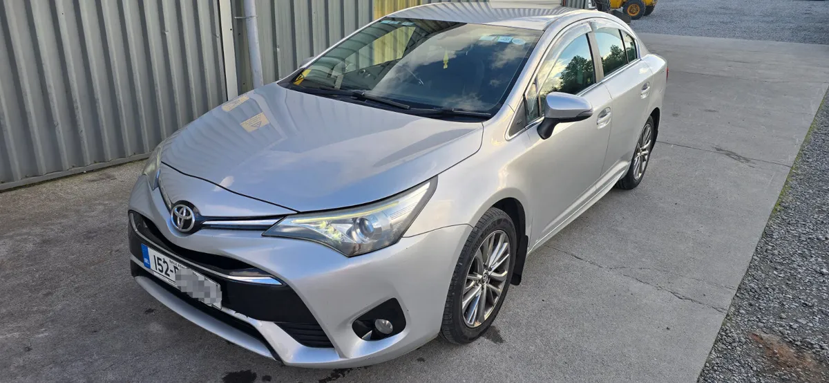 152 TOYOTA AVENSIS DIESEL - Image 3