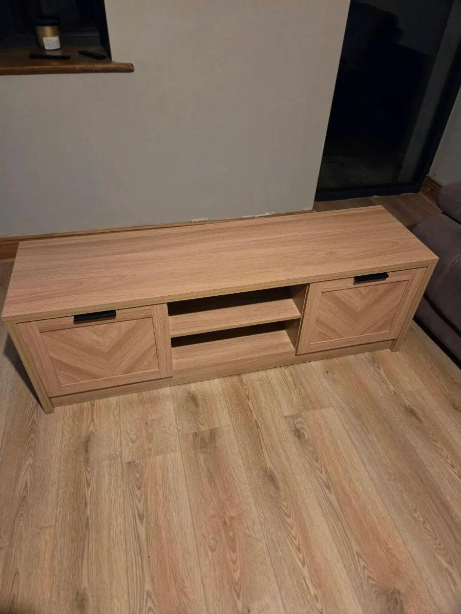 Tv stand oak - Image 1