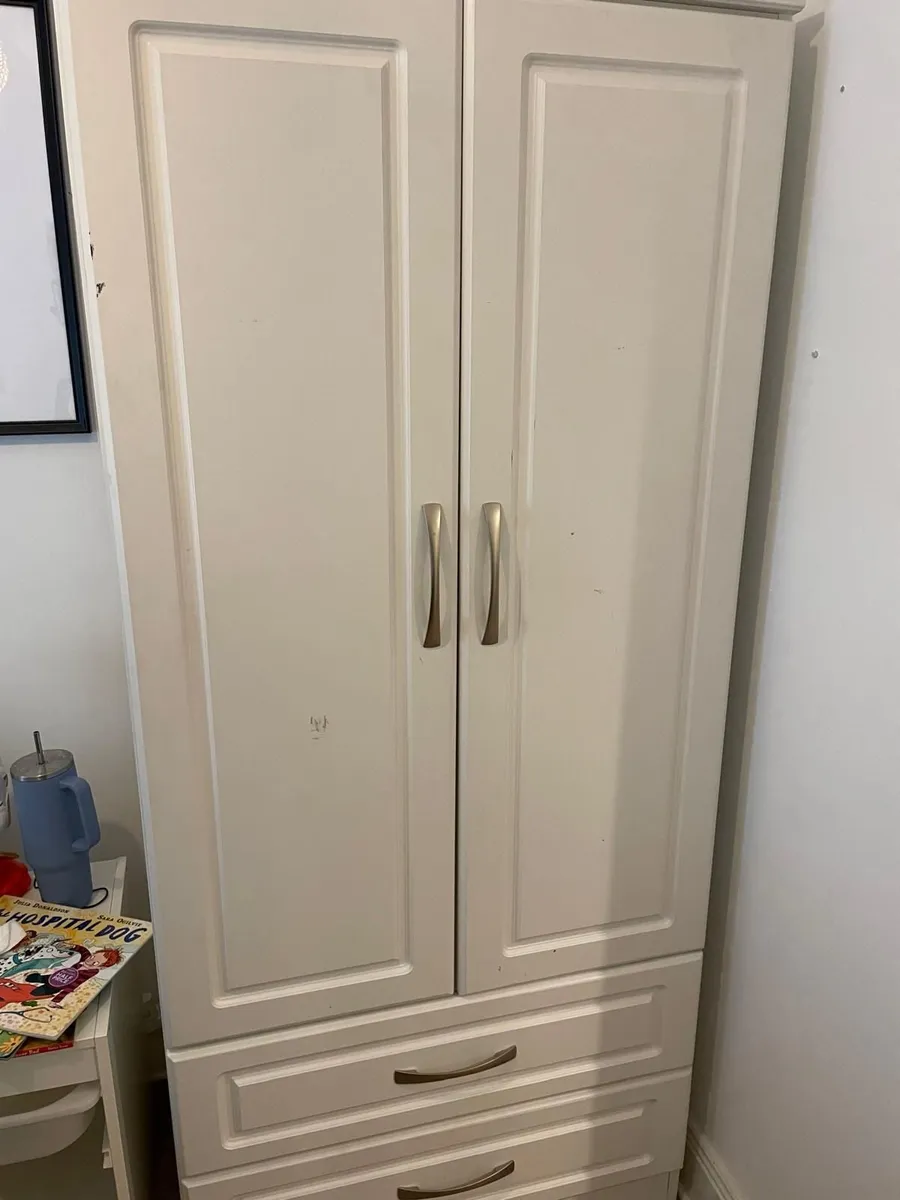 Wardrobe - Image 2