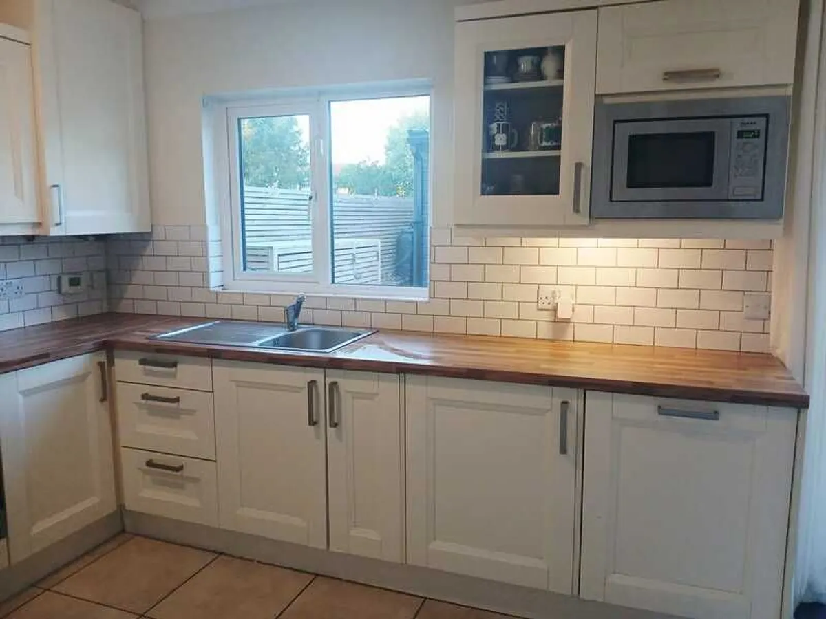 Kitchen - Image 2