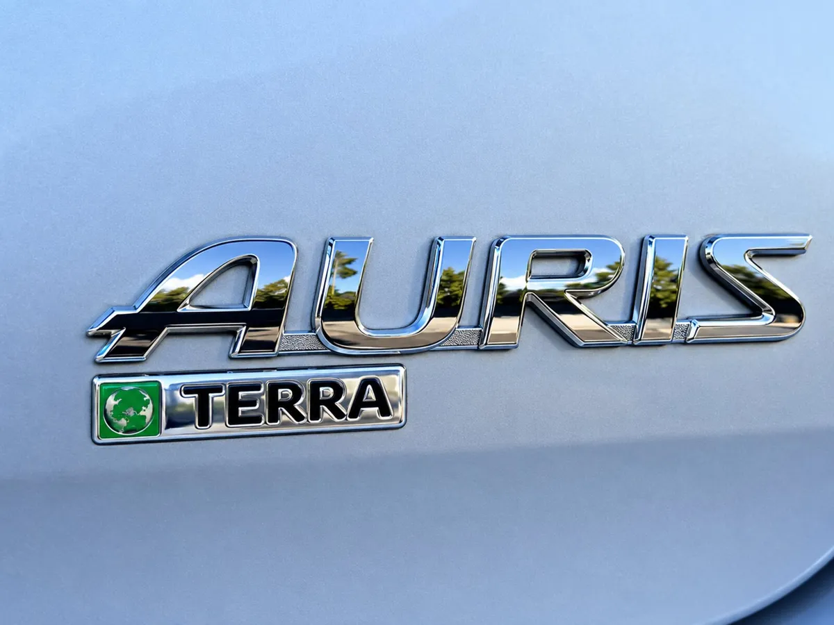 Toyota Auris VAN  * Low Mileage * Very Economical - Image 3