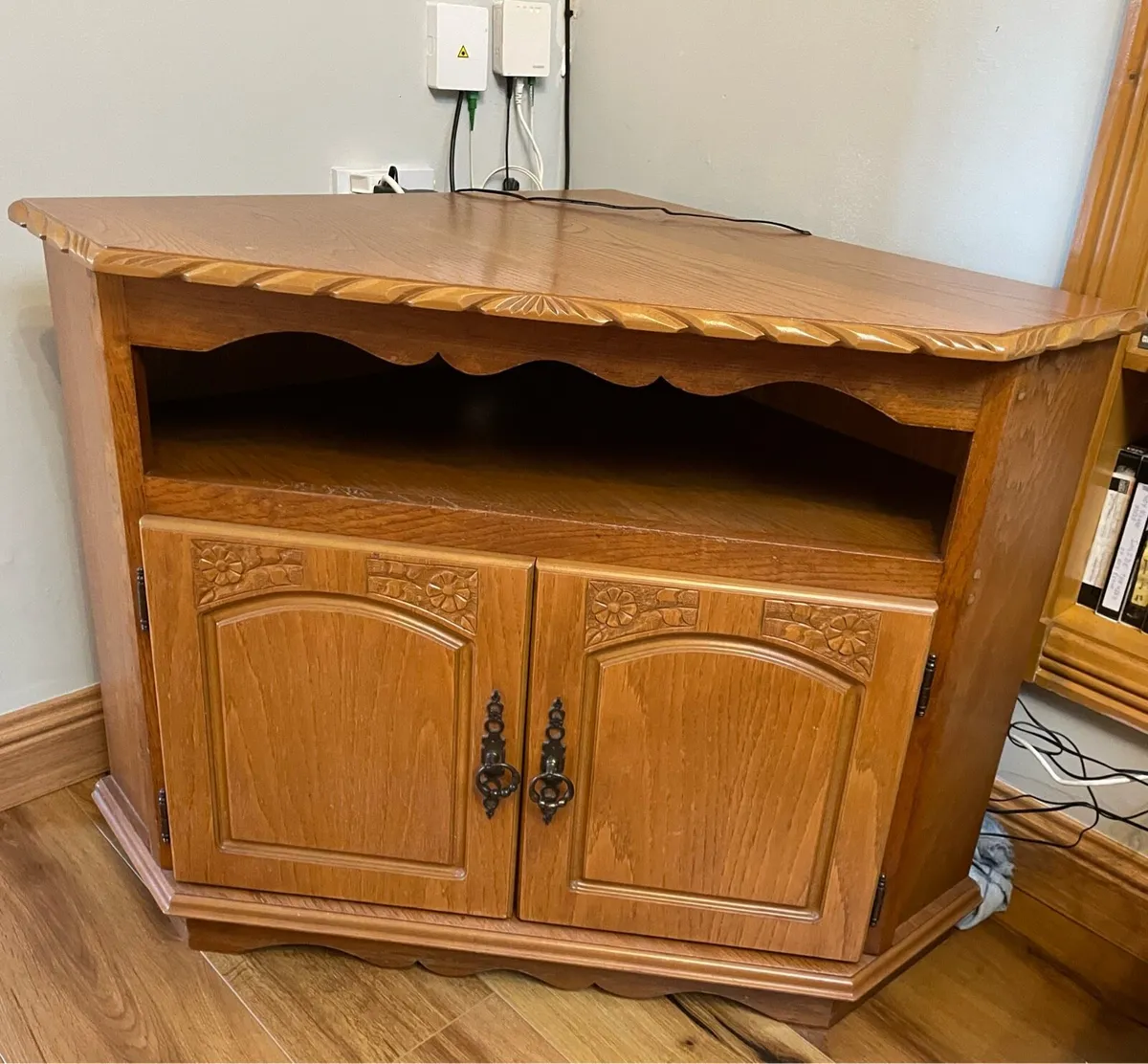 Tv Cabinet - Image 1