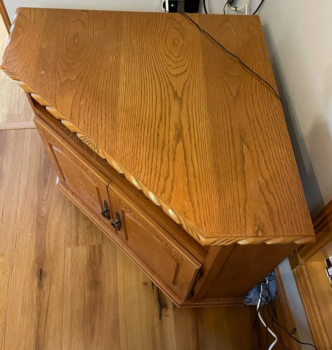 Tv Cabinet - Image 4