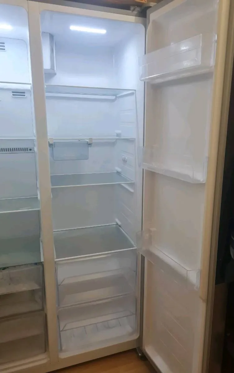Finlux American fridge freezer - Image 4